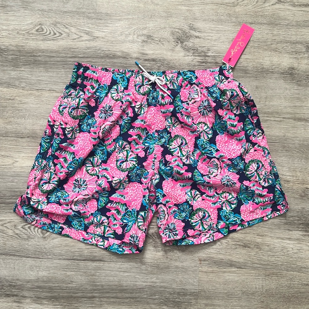 NWT Lilly Pulitzer Men’s Capri Swim Trunks Oyster Bay Navy L